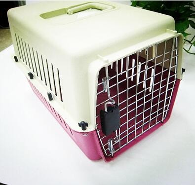 Portable Plastic Pet Flight Carrier Dog Carrier